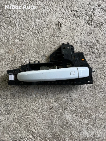 Дръжка задна дясна врата Ауди а4 b8 Audi, снимка 1