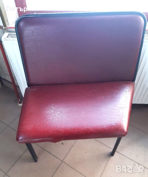 Малко кожено канапе от тръбна мебел, снимка 1