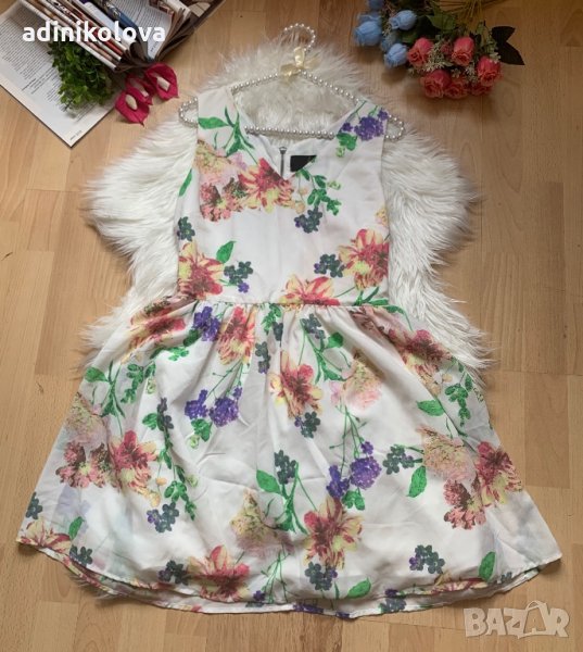 Флорална рокля, снимка 1