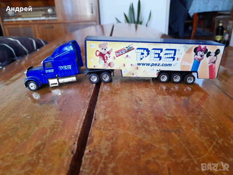 Старо камионче Pez, снимка 1
