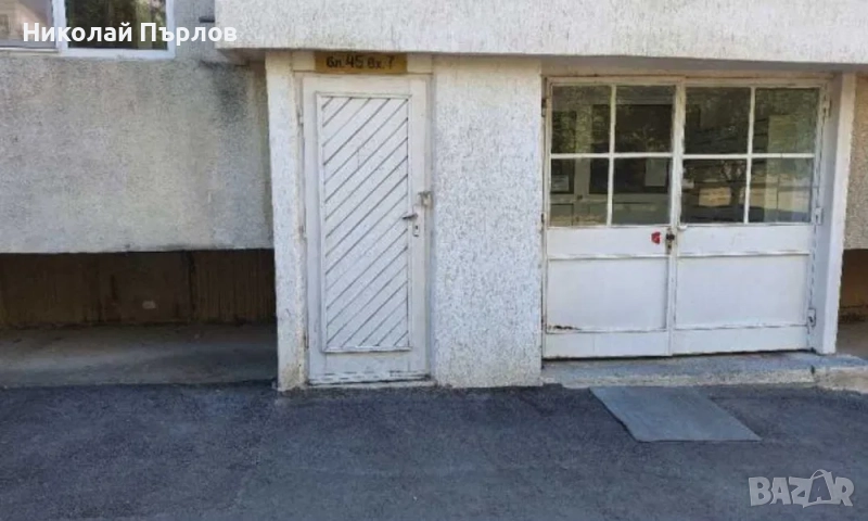 Давам стая прилежаща към жилищен вход под наем, снимка 1