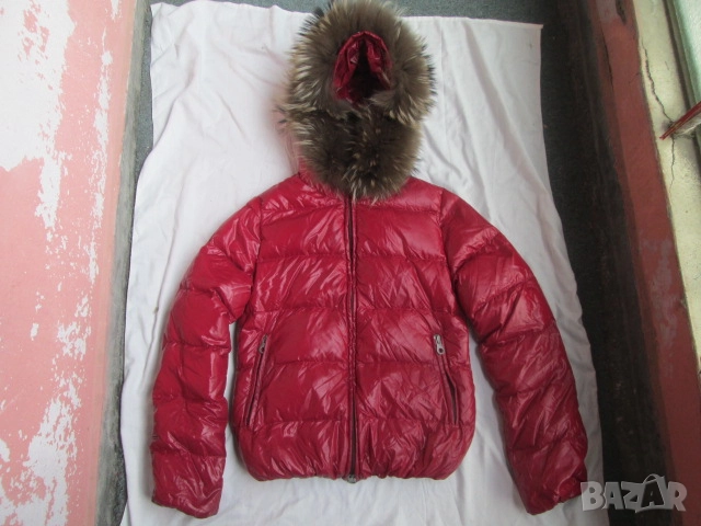 DUVETICA дамско марково червено пухено яке размер 42 (М)., снимка 1