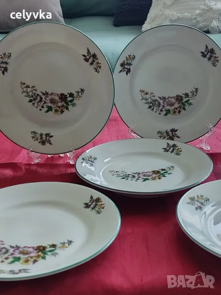 Български порцеланови чинии - Китка, снимка 1