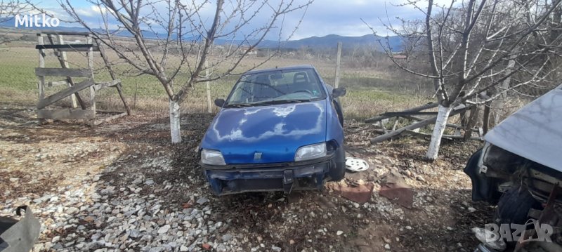 Fiat Punto 1.1Mi - На Части, снимка 1