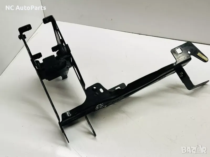 Предна дясна стойка за фар ОРИГИНАЛНА черна за BMW БМВ 1 серия F20 F21 170238-11 2014, снимка 1