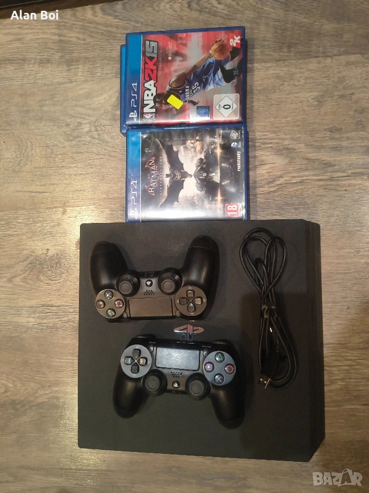 PlayStation 4 Pro + 4 игри, снимка 1