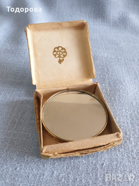 Ретро огледалце в оригинална опаковка- бронз и порцелан., снимка 1