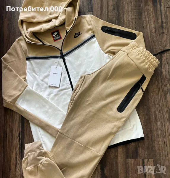 Дамски спортен екип Nike TECH , снимка 1