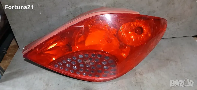 Peugeot 207 - оригинален десен стоп, снимка 1