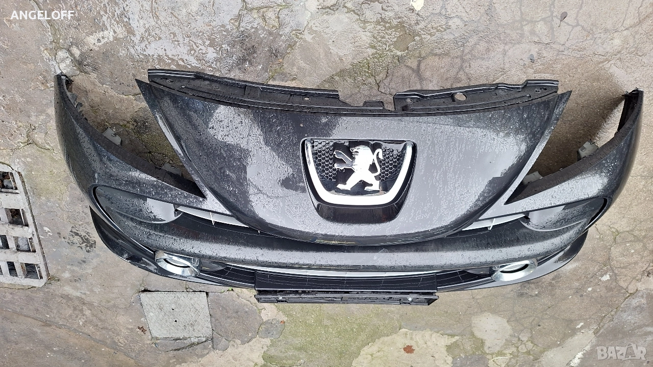 Предна броня Peugeot 207sw черна , снимка 1