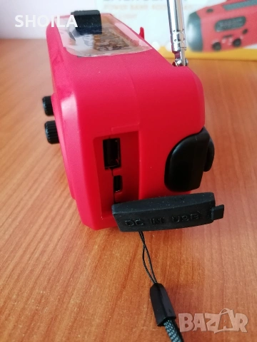 Соларно радио 4000mha, снимка 6 - Радиокасетофони, транзистори - 54137126