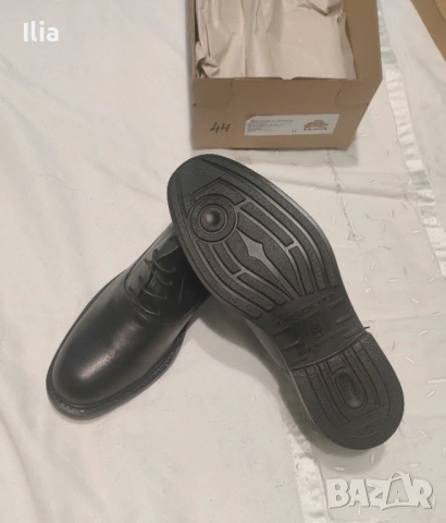 Обувки черни с връзки, снимка 11 - Ежедневни обувки - 48203811