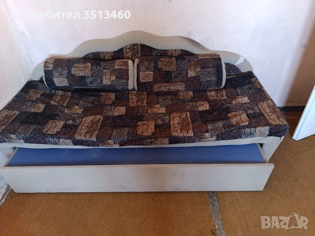 стари мебели ( подарявам ) 