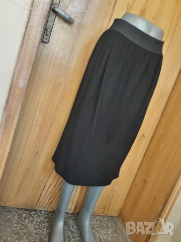 Черна вълнена пола до коляното Л/ХЛ, снимка 2 - Поли - 34415323