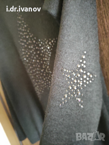 черна блуза тънко плетиво със звезда от черни камъчета , снимка 3 - Блузи с дълъг ръкав и пуловери - 44696825