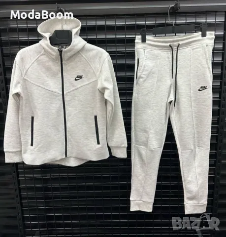 Nike дамски екипи Различни цветове 