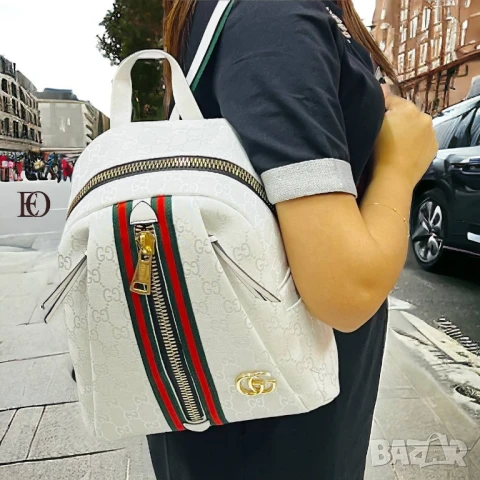 раници chanel guess gucci louis vuitton tommy hilfiger , снимка 13 - Раници - 51394006