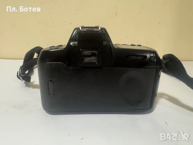 Фотоапарат Nikon F 70, снимка 5 - Фотоапарати - 56431673