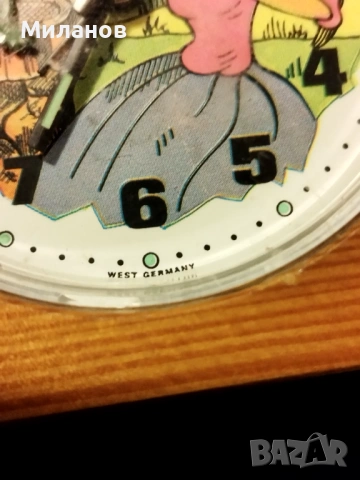 Стар анимиран будилник, настолен часовник, снимка 2 - Антикварни и старинни предмети - 54003536