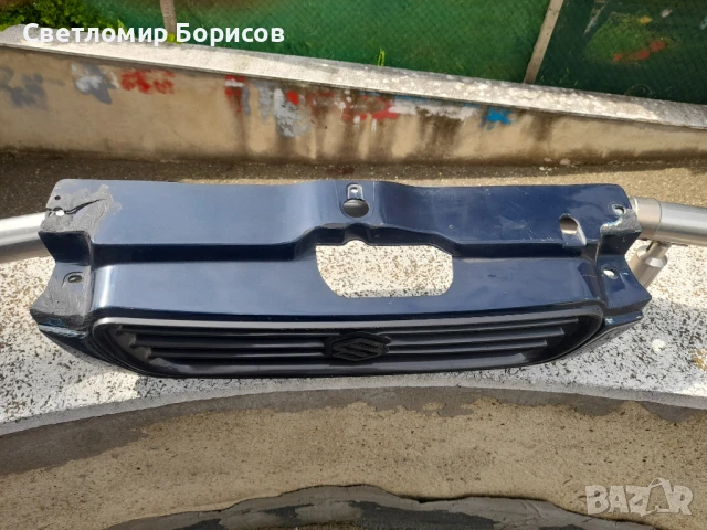 Решетка за Сузуки Балено-1997 г., снимка 2 - Части - 50507211