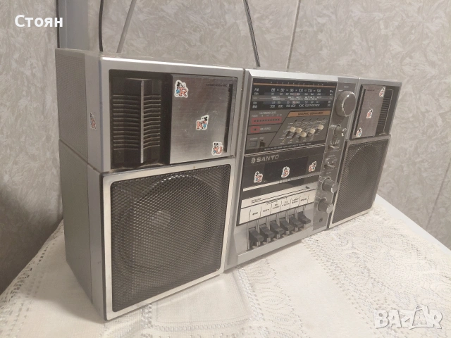 радиокасетофон саньо, снимка 2 - Радиокасетофони, транзистори - 54087267