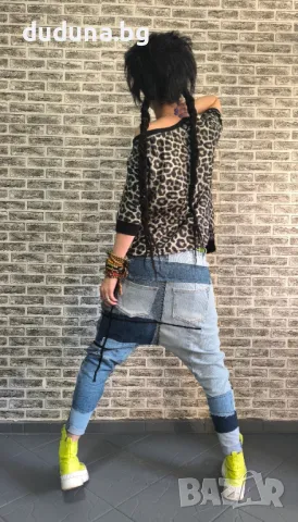 Страхотен дамски сет потури и блуза дънкови с леопардово в уникален стил!, снимка 2 - Комплекти - 50144849