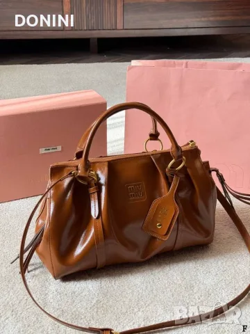 Miu Miu Ivy Дамска чанта, кожа, снимка 4 - Чанти - 55930673