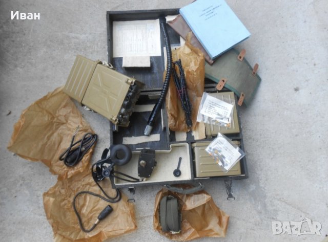 Куфари с оборудване за радиостанция Р 33 М, снимка 6 - Антикварни и старинни предмети - 38526608