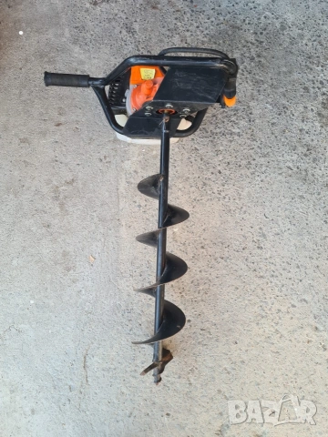 Моторен свредел немски за земя Бензинов + 3 броя свредла, снимка 2 - Градинска техника - 54240190