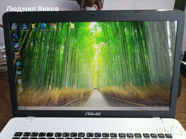Снежнобял ASUS 17.3" | 4-ядрен Intel | 8GB RAM | 256GB SSD | НОВА Батерия, снимка 3 - Лаптопи за дома - 54118154