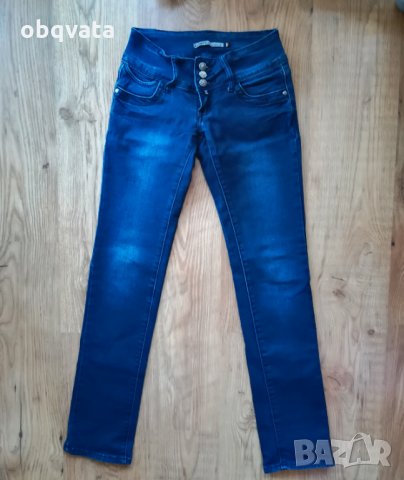 Дамски тъмни дънки 