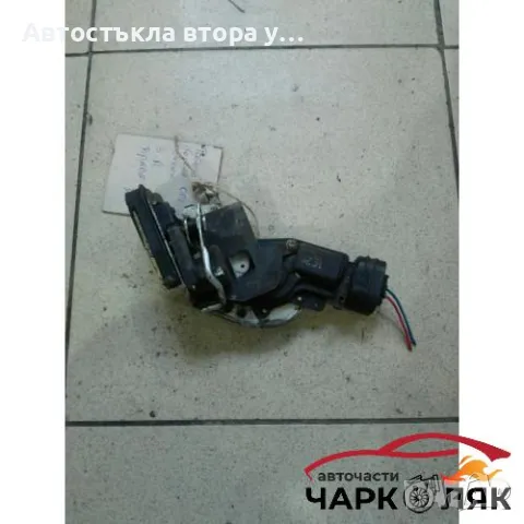  Брава врата задна дясна Тойота Корола хечбек  , снимка 1