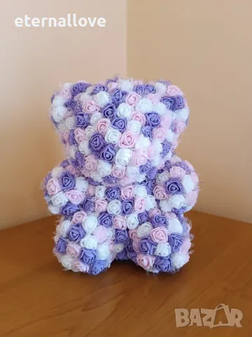 Мече от вечни рози, ръчно изработено