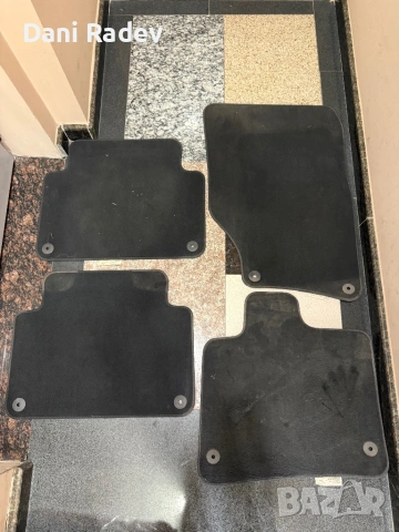 Оригинални Стелки за Ауди Q7