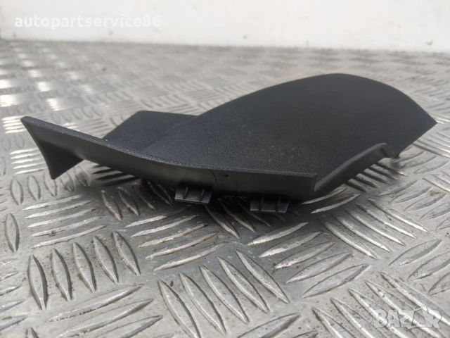 Пластмасов декоративен капак преден десен за Mercedes B Class B170 W245 (2008) A1696800678 , снимка 3 - Части - 54135007