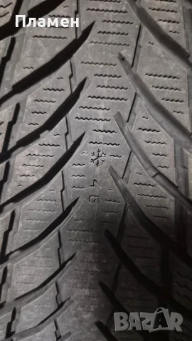 Зимни гуми Nokian 245/45/18 DOT3721, снимка 4 - Гуми и джанти - 56322799