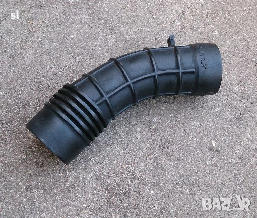 Въздуховод/маркуч/ за въздушен филтър на Голф 3,Венто,Ауди,Фиат, снимка 2 - Части - 51248813
