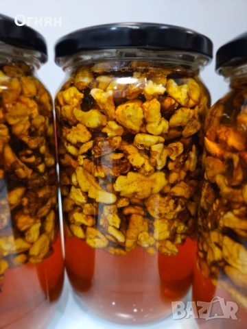 Пчелен мед с печени орехи, снимка 3 - Пчелни продукти - 53034843