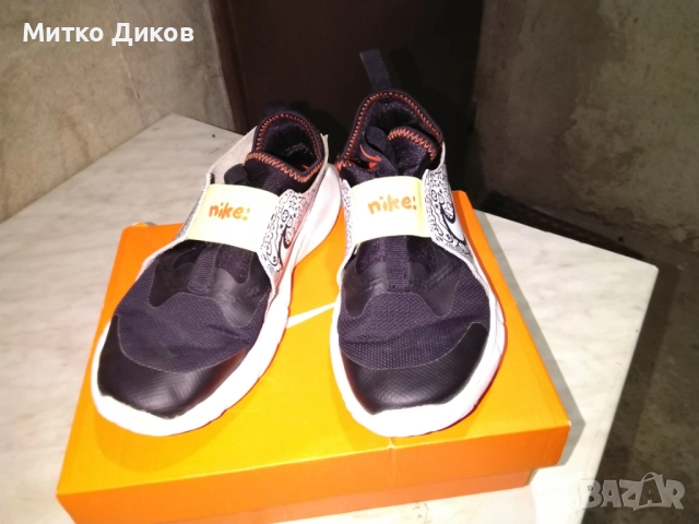 Nike FLEX RUNNER маркови дамски маратонки №35 стелка 22 см