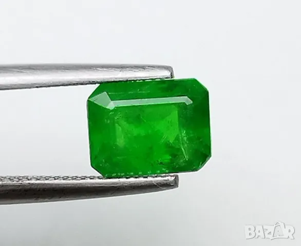 Цаворит гранат в искрящо зелен цвят 1.24кт.! Нов!, снимка 3 - Други - 50394599