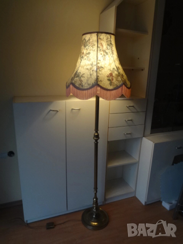 Лампион от Германия със стойка от месинг, снимка 4 - Лампиони - 52938995