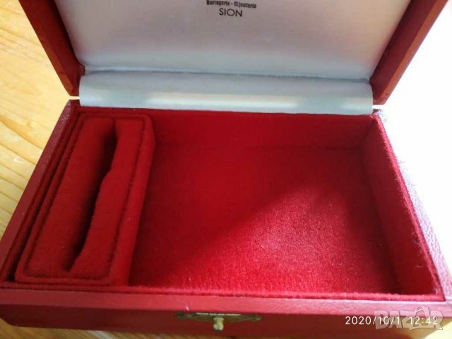 Старинна швейцарска кутия бижута кожена, снимка 5 - Антикварни и старинни предмети - 30267767