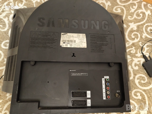 Телевизор Самсунг , снимка 4 - Телевизори - 53012997