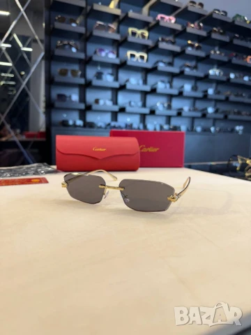 очила с черен обикновен калъф и ув защита cartier, снимка 10 - Слънчеви и диоптрични очила - 51410402