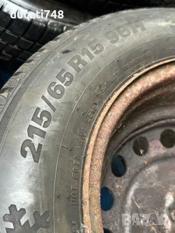 2бр. зимни гуми 215/65/15 Kumho Winter Craft WP51, снимка 5 - Гуми и джанти - 50414955