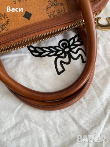 MCM оригинална чанта, снимка 11 - Чанти - 42096989