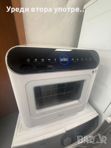 Малка компактна съдомиялна Midea