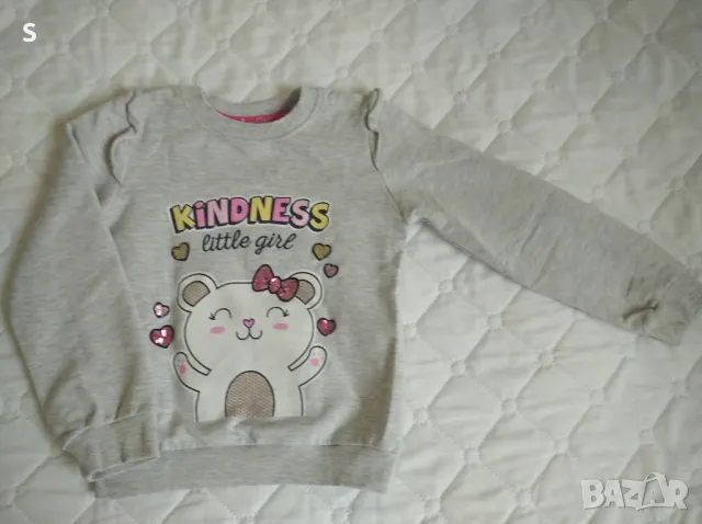 Детски суичър размер 104