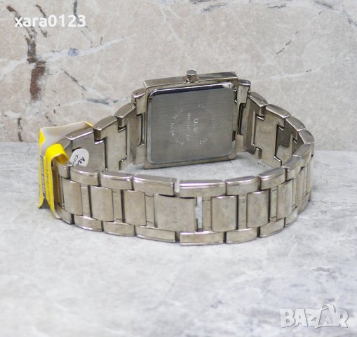 Дамски часовник Q&Q G747J202, снимка 5 - Дамски - 29486423