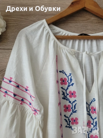 Блузамс бродирани шевици цветя , снимка 2 - Тениски - 52442171